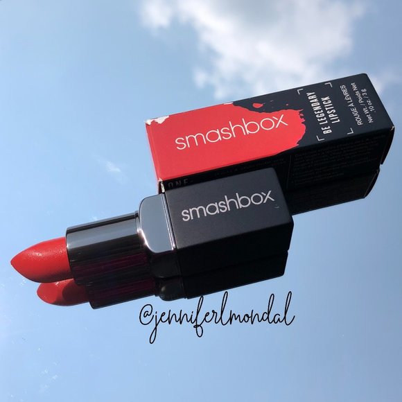 😍 NIB Spectacle" Smashbox RED Lipstick!😍 - Picture 1 of 5